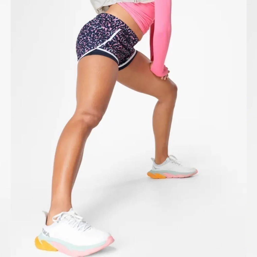 Sweaty Betty On Your Marks 4” Running Shorts Large New with tags! - Picture 3 of 16